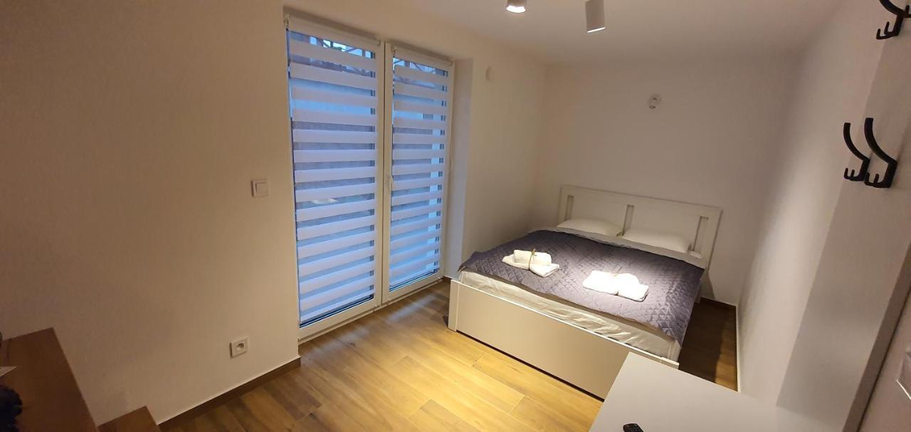 Dom Pod Groniem Hotel Rzyki Eksteriør billede