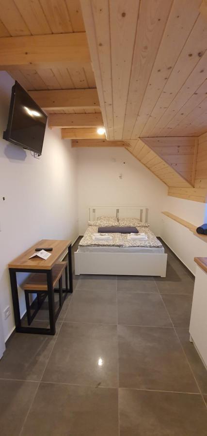 Dom Pod Groniem Hotel Rzyki Eksteriør billede