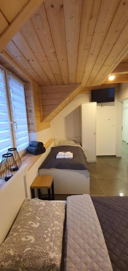 Dom Pod Groniem Hotel Rzyki Eksteriør billede